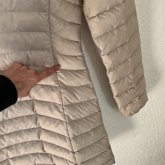 Patagonia Cream Quilted Jacket Size Small - Picture 8 of 8